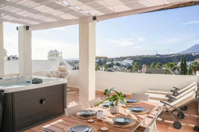 Penthouse in Estepona met jacuzzi en zeezicht!